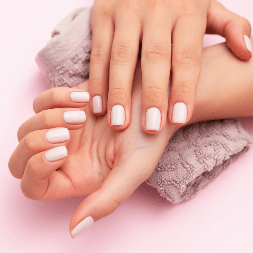 Manicura — By Glow